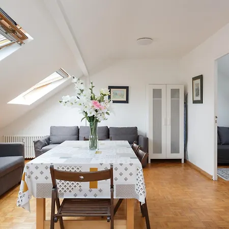 Mesnil Parc Des Expositions Max Appartamento